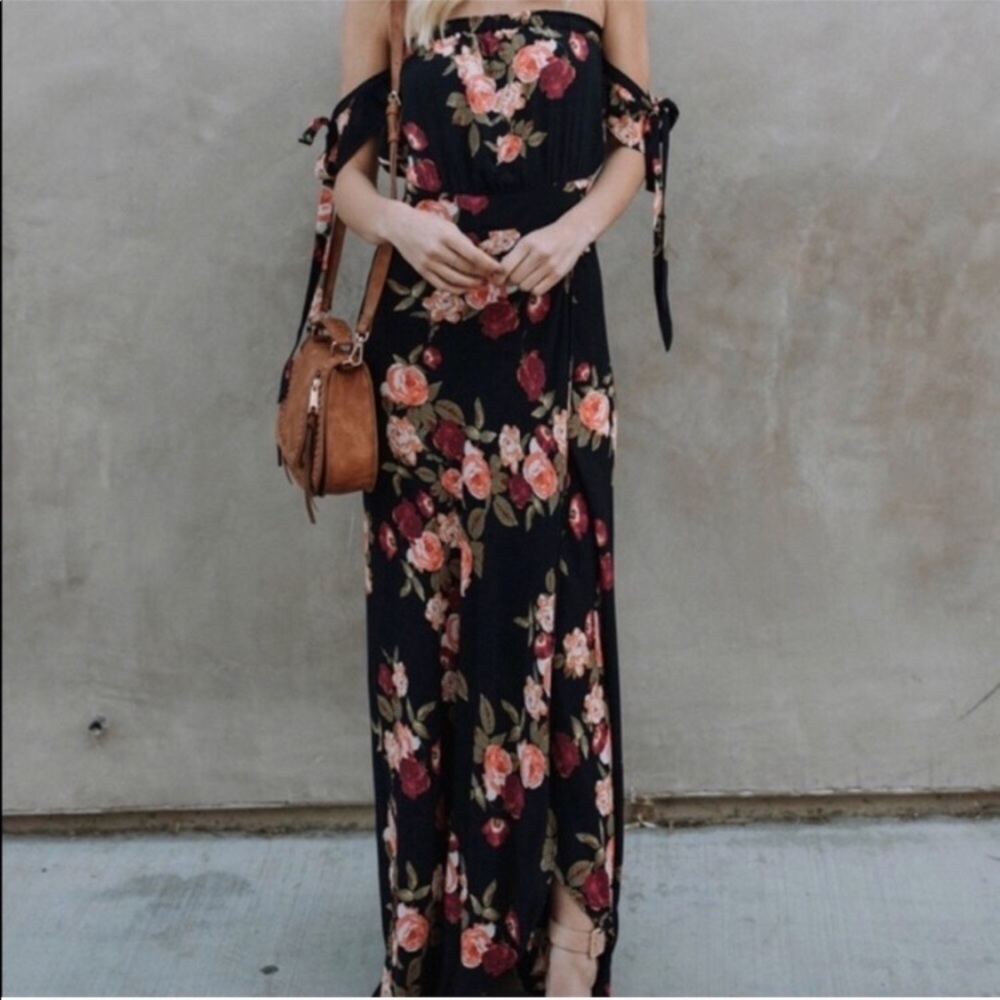 VICI // Romantic Muse Maxi Dress